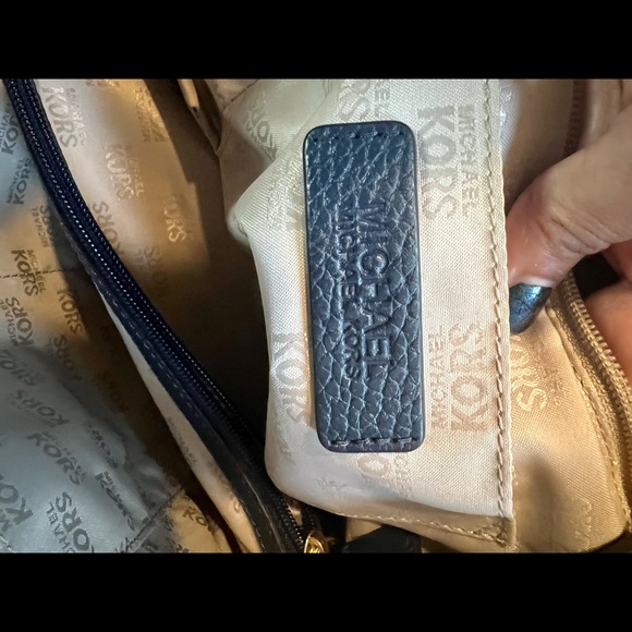 Navy Blue Michael Kors Large Pebbled Leather Satchel Purse - Picture 6 of 10